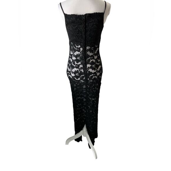 Elegant Black Lace Gown by Tower Satin Straps Made in USA Show Stopper ! PROM - Picture 3 of 9
